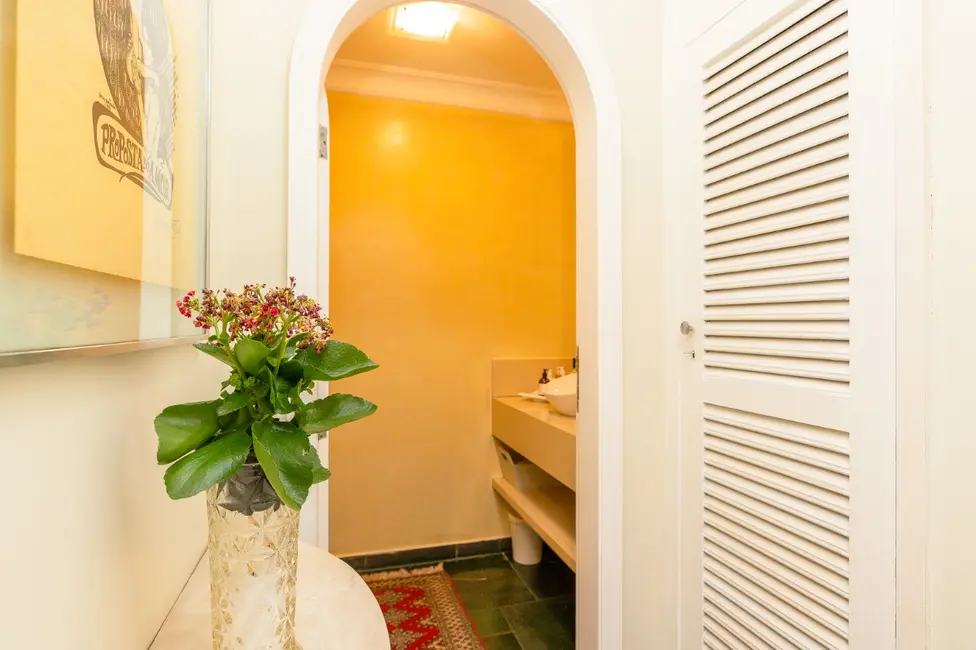 Casa com 4 quartos à venda, 480m2 em Alto de Pinheiros, São Paulo - SP - imagem 8 Foto 8 de Casa com 4 quartos à venda, 480m2 em Alto de Pinheiros, São Paulo - SP