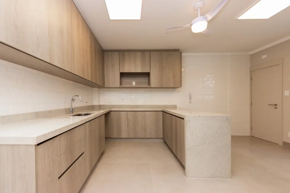 Foto 7 de Apartamento com 4 quartos à venda, 212m2 em Jardim Paulista, São Paulo - SP