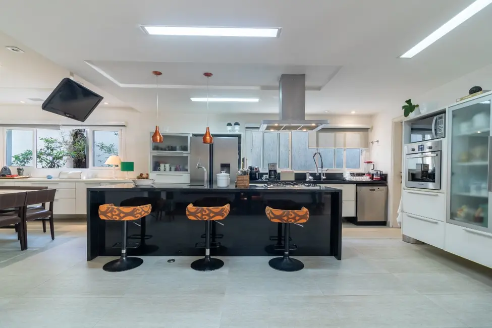 Foto 3 de Casa com 5 quartos à venda, 528m2 em São Paulo - SP