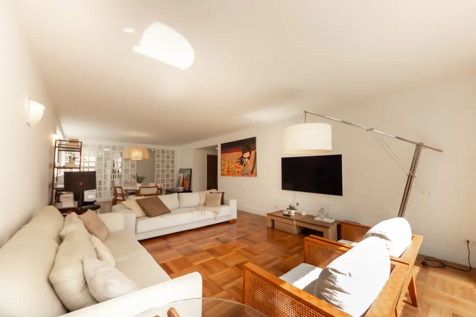Foto 2 de Apartamento com 3 quartos à venda, 198m2 em Itaim Bibi, São Paulo - SP