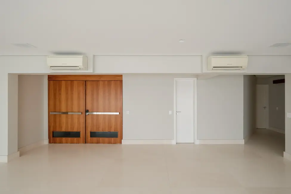 Apartamento com 3 quartos à venda, 294m2 em Itaim Bibi, São Paulo - SP - imagem 4 Foto 4 de Apartamento com 3 quartos à venda, 294m2 em Itaim Bibi, São Paulo - SP