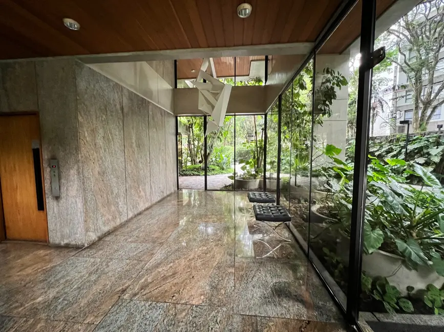 Apartamento com 4 quartos à venda, 318m2 em Vila Nova Conceição, São Paulo - SP - imagem 5 Foto 5 de Apartamento com 4 quartos à venda, 318m2 em Vila Nova Conceição, São Paulo - SP