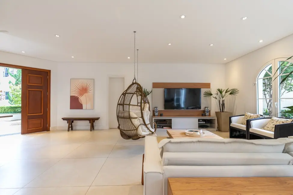 Foto 6 de Casa de Condomínio com 4 quartos à venda, 533m2 em Jardim Petrópolis, São Paulo - SP