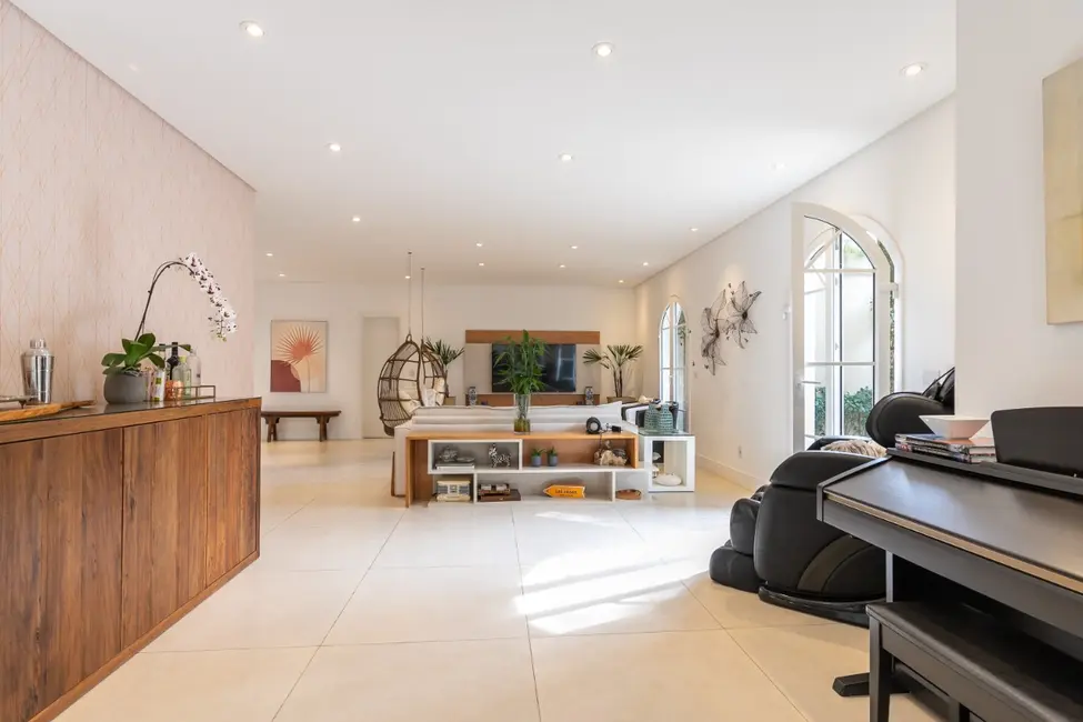 Foto 9 de Casa de Condomínio com 4 quartos à venda, 533m2 em Jardim Petrópolis, São Paulo - SP