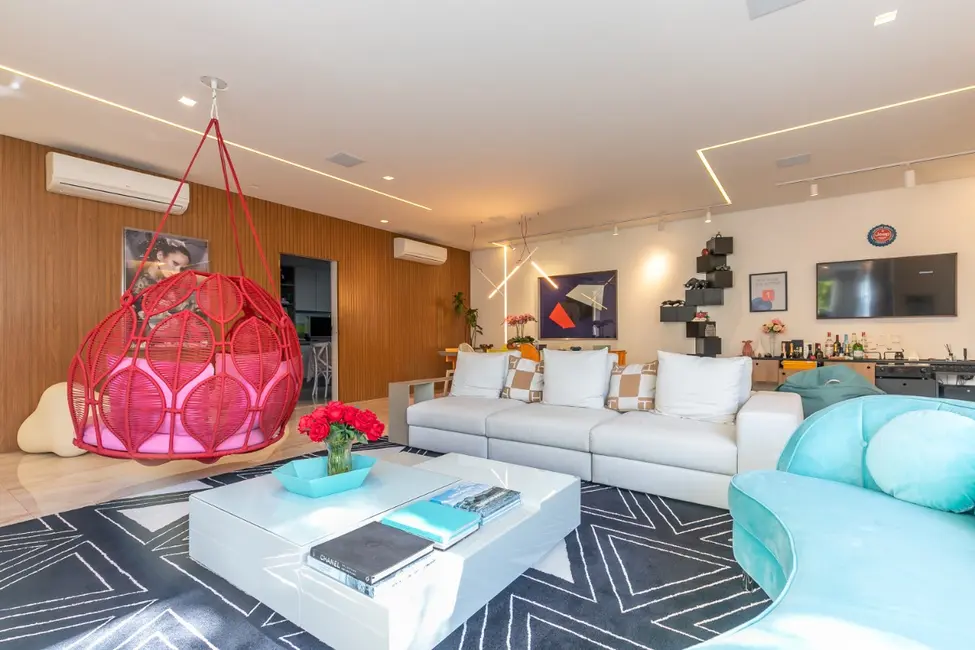 Casa de Condomínio com 4 quartos à venda, 550m2 em Jardim Petrópolis, São Paulo - SP - imagem 6 Foto 6 de Casa de Condomínio com 4 quartos à venda, 550m2 em Jardim Petrópolis, São Paulo - SP