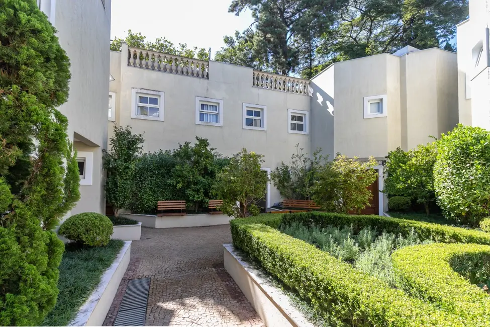 Casa de Condomínio com 4 quartos à venda, 550m2 em Jardim Petrópolis, São Paulo - SP - imagem 1 Foto 1 de Casa de Condomínio com 4 quartos à venda, 550m2 em Jardim Petrópolis, São Paulo - SP