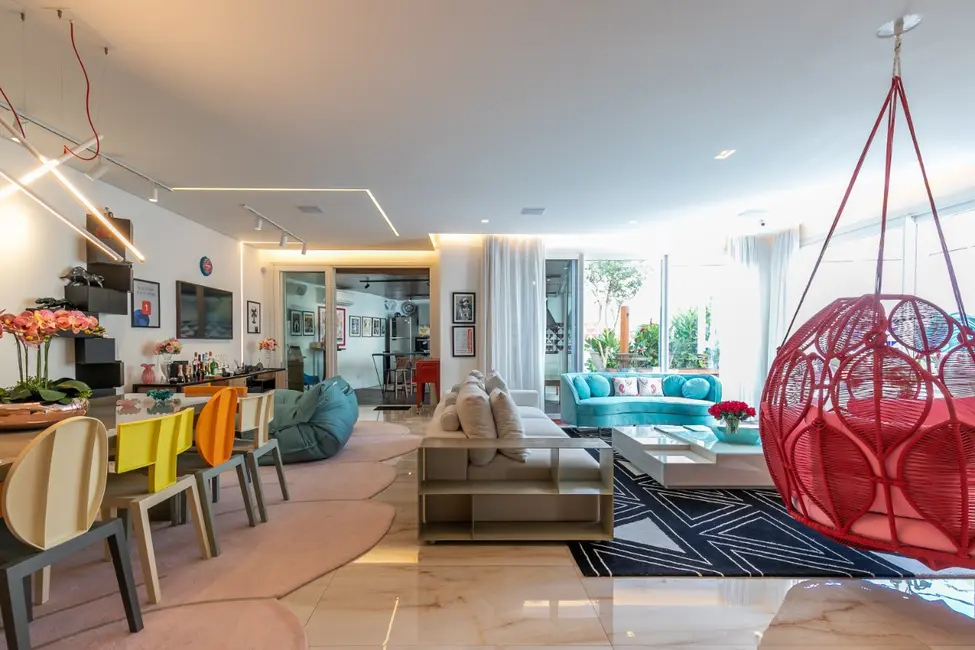 Casa de Condomínio com 4 quartos à venda, 550m2 em Jardim Petrópolis, São Paulo - SP - imagem 9 Foto 9 de Casa de Condomínio com 4 quartos à venda, 550m2 em Jardim Petrópolis, São Paulo - SP