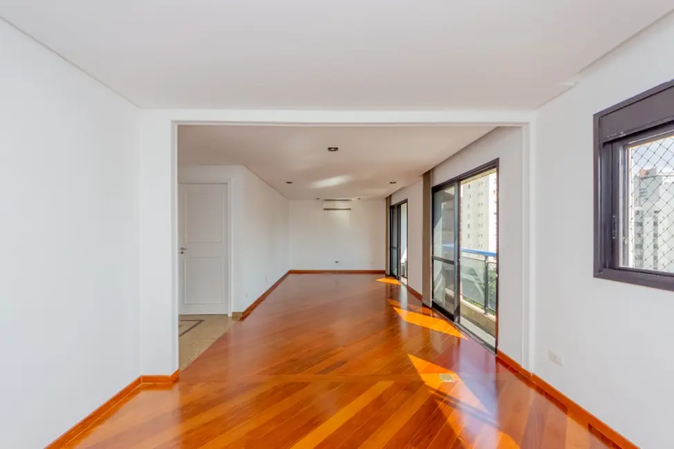 Apartamento com 2 quartos à venda, 105m2 em Cidade Monções, São Paulo - SP - imagem 3 Foto 3 de Apartamento com 2 quartos à venda, 105m2 em Cidade Monções, São Paulo - SP