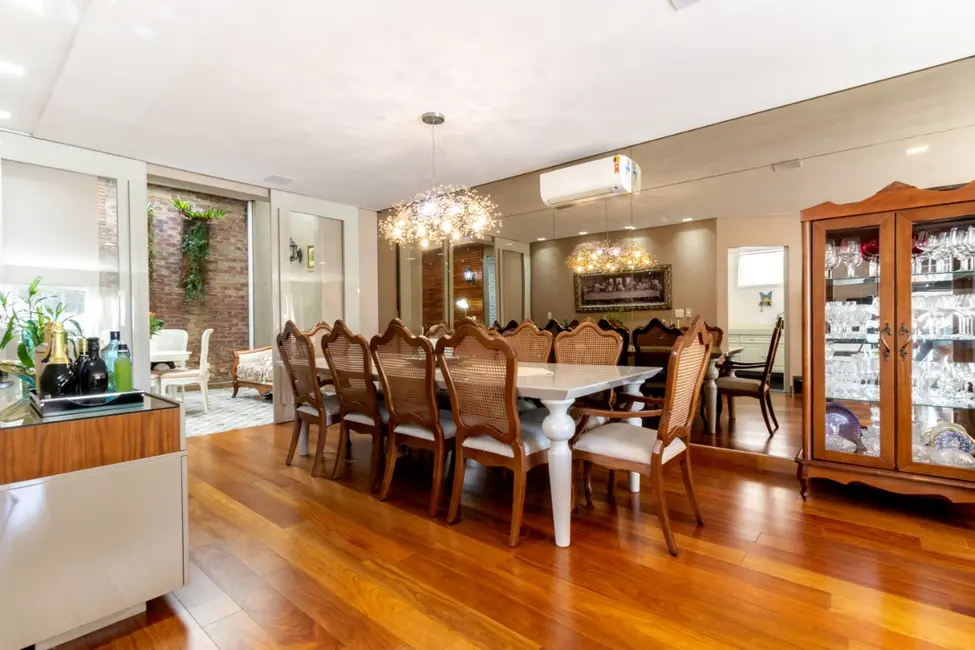 Sobrado com 2 quartos à venda, 272m2 em Vila Santo Estéfano, São Paulo - SP - imagem 3 Foto 3 de Sobrado com 2 quartos à venda, 272m2 em Vila Santo Estéfano, São Paulo - SP