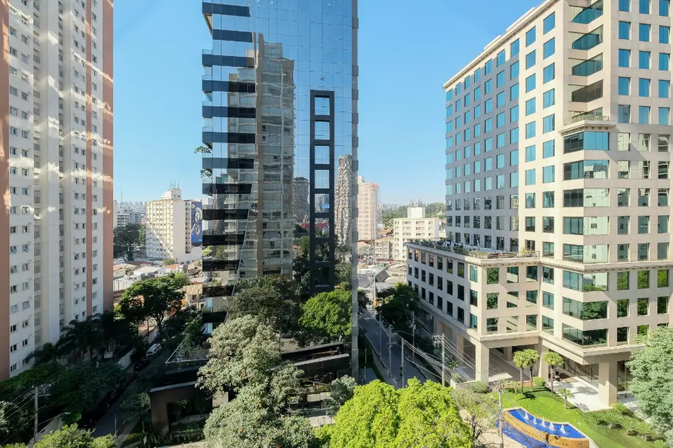 Foto 8 de Apartamento com 3 quartos à venda, 185m2 em Itaim Bibi, São Paulo - SP