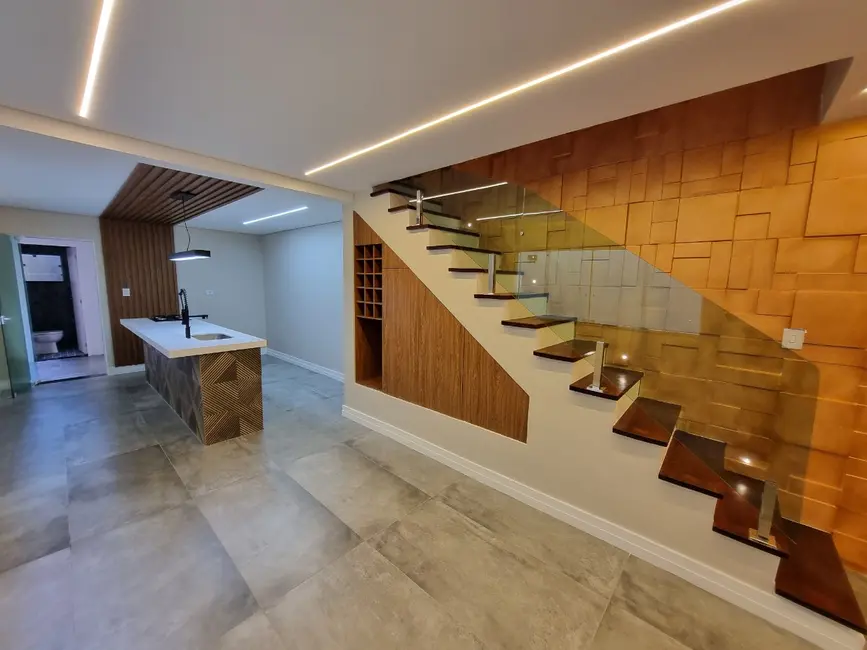 Casa de Vila com 3 quartos à venda, 206m2 em Casa Verde, São Paulo - SP - imagem 4 Foto 4 de Casa de Vila com 3 quartos à venda, 206m2 em Casa Verde, São Paulo - SP