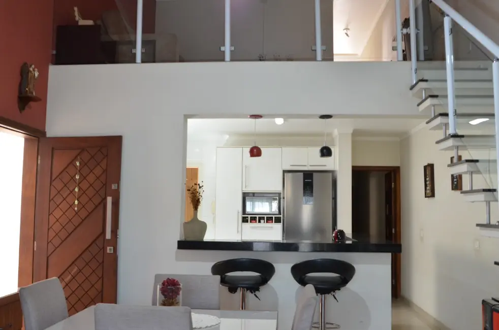 Foto 4 de Casa com 3 quartos à venda, 175m2 em São Paulo - SP