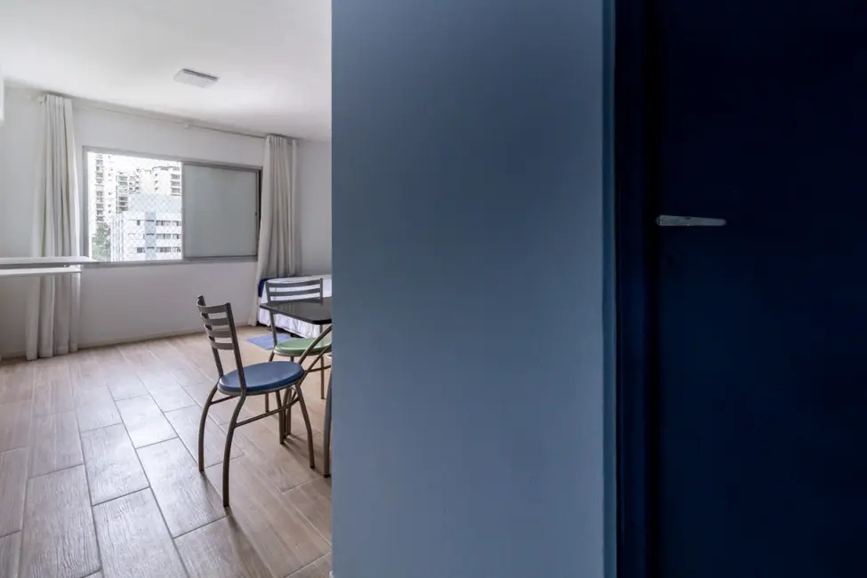 Foto 2 de Apartamento com 1 quarto à venda, 32m2 em Moema, São Paulo - SP