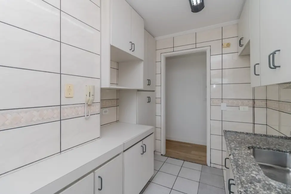 Foto 4 de Apartamento com 3 quartos à venda, 66m2 em Vila Brasílio Machado, São Paulo - SP