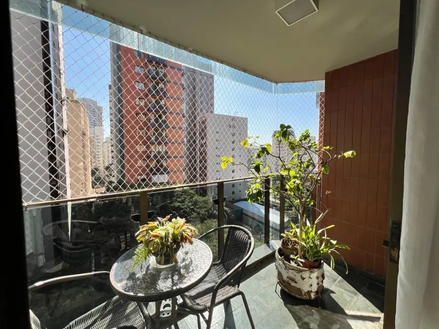 Foto 4 de Apartamento com 4 quartos à venda, 163m2 em Itaim Bibi, São Paulo - SP
