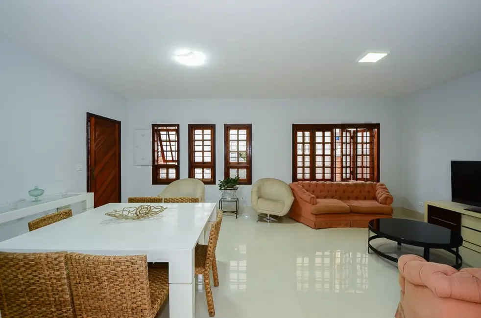 Casa com 4 quartos à venda, 222m2 em Vila Mafra, São Paulo - SP - imagem 3 Foto 3 de Casa com 4 quartos à venda, 222m2 em Vila Mafra, São Paulo - SP