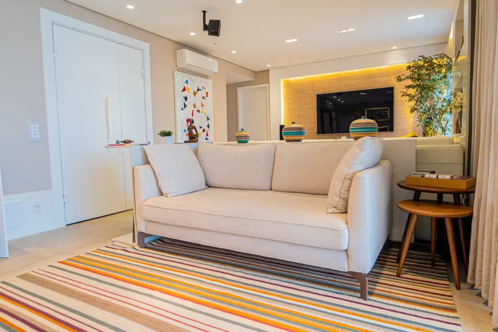 Foto 4 de Apartamento com 3 quartos à venda, 157m2 em Vila Nova Conceição, São Paulo - SP