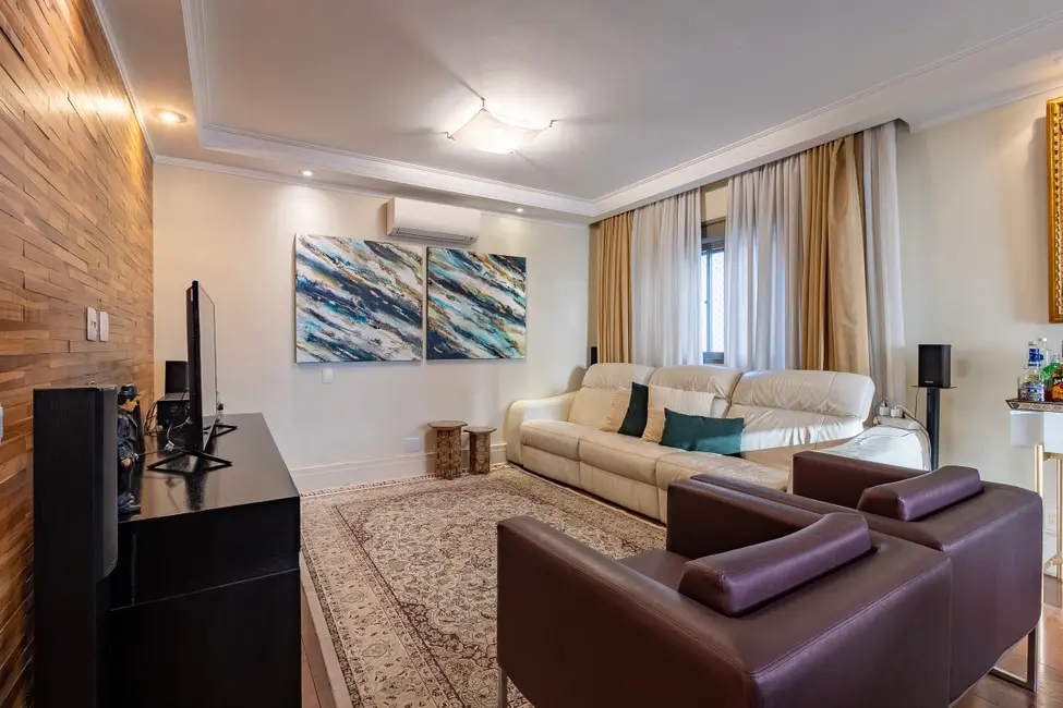 Apartamento com 3 quartos à venda, 200m2 em Indianópolis, São Paulo - SP - imagem 4 Foto 4 de Apartamento com 3 quartos à venda, 200m2 em Indianópolis, São Paulo - SP