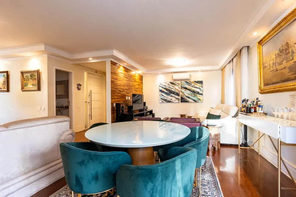 Apartamento com 3 quartos à venda, 200m2 em Indianópolis, São Paulo - SP - imagem 6 Foto 6 de Apartamento com 3 quartos à venda, 200m2 em Indianópolis, São Paulo - SP