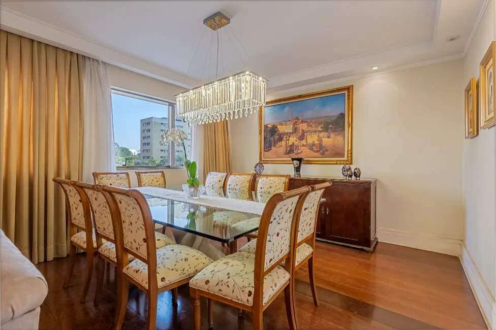 Apartamento com 3 quartos à venda, 200m2 em Indianópolis, São Paulo - SP - imagem 2 Foto 2 de Apartamento com 3 quartos à venda, 200m2 em Indianópolis, São Paulo - SP