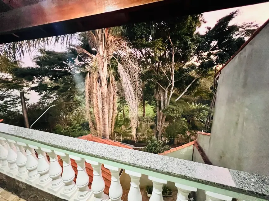 Foto 2 de Casa com 3 quartos à venda, 180m2 em Jardim Guanhembu, São Paulo - SP