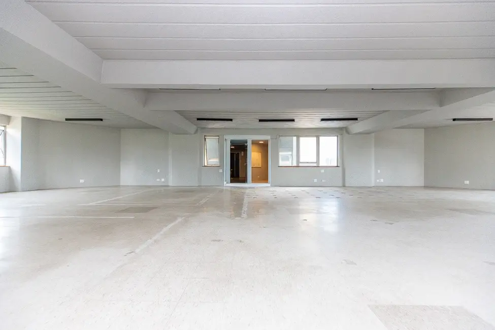 Sala Comercial à venda, 190m2 em Itaim Bibi, São Paulo - SP - imagem 8 Foto 8 de Sala Comercial à venda, 190m2 em Itaim Bibi, São Paulo - SP