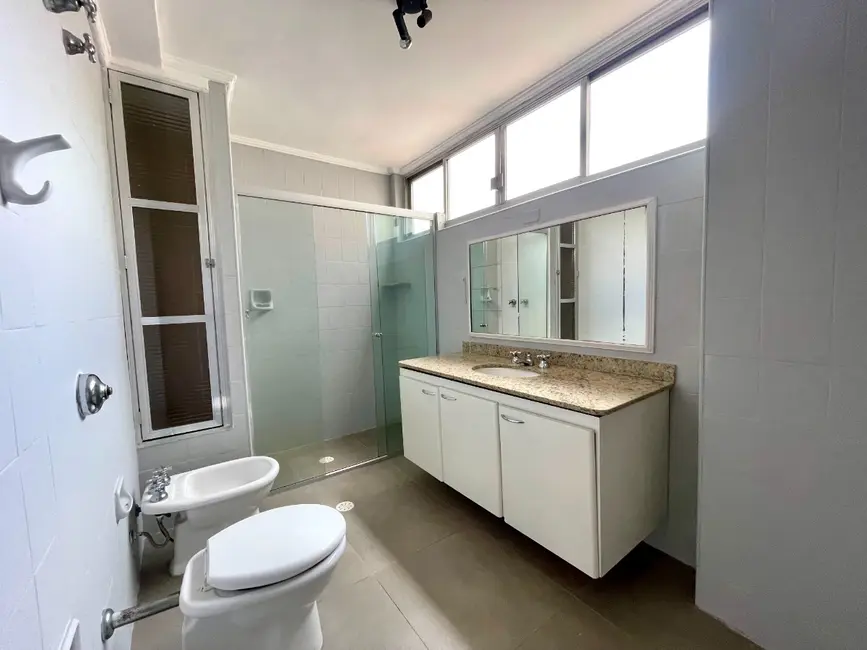 Apartamento com 4 quartos à venda, 239m2 em Higienópolis, São Paulo - SP - imagem 9 Foto 9 de Apartamento com 4 quartos à venda, 239m2 em Higienópolis, São Paulo - SP