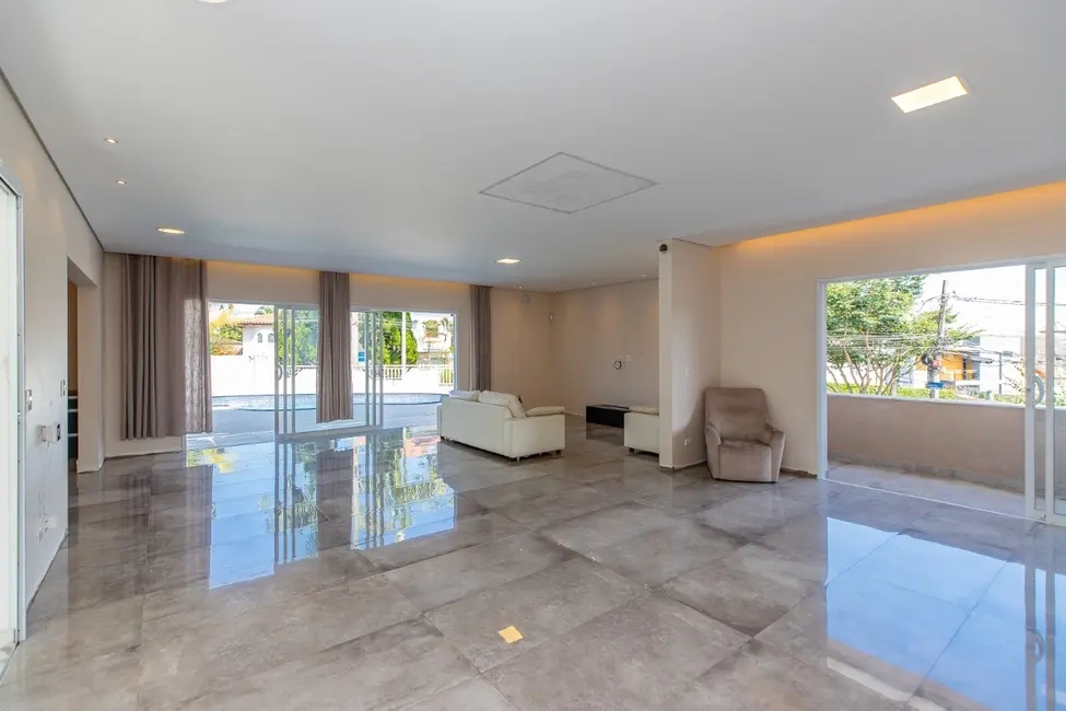 Foto 1 de Sobrado com 4 quartos à venda, 900m2 em Interlagos, São Paulo - SP