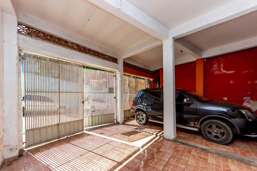 Foto 2 de Casa com 5 quartos à venda, 156m2 em Vila Zat, São Paulo - SP