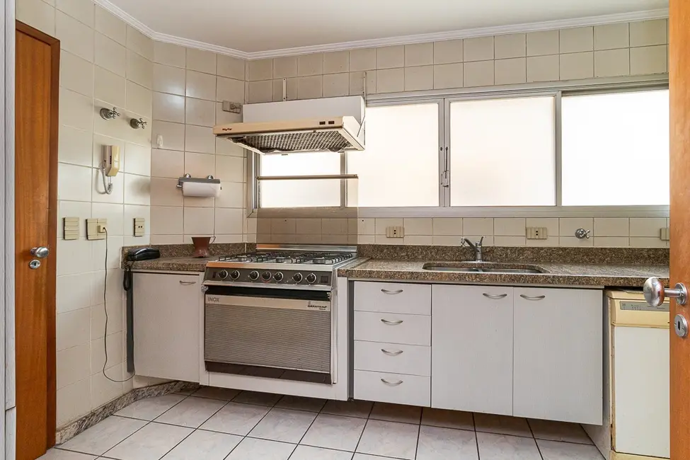 Apartamento com 3 quartos à venda, 190m2 em Perdizes, São Paulo - SP - imagem 9 Foto 9 de Apartamento com 3 quartos à venda, 190m2 em Perdizes, São Paulo - SP