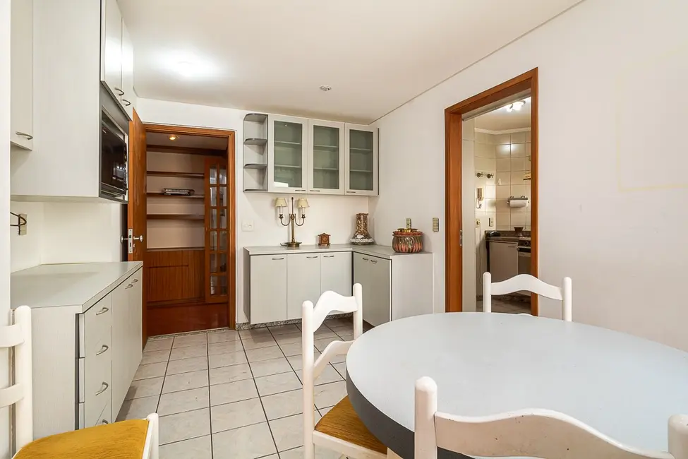 Apartamento com 3 quartos à venda, 190m2 em Perdizes, São Paulo - SP - imagem 8 Foto 8 de Apartamento com 3 quartos à venda, 190m2 em Perdizes, São Paulo - SP
