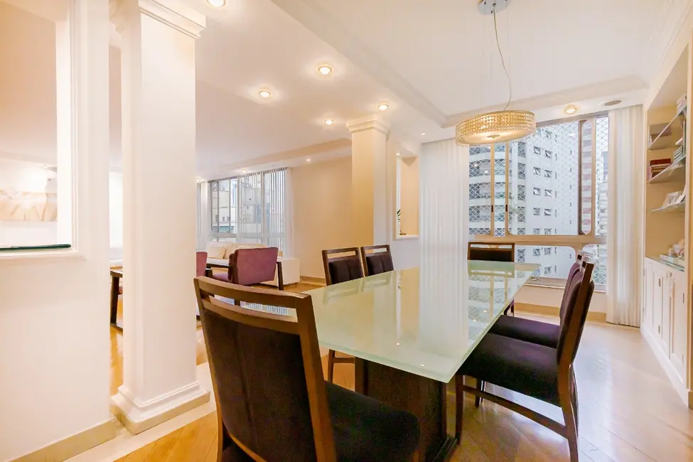 Apartamento com 3 quartos à venda, 250m2 em Santa Cecília, São Paulo - SP - imagem 7 Foto 7 de Apartamento com 3 quartos à venda, 250m2 em Santa Cecília, São Paulo - SP