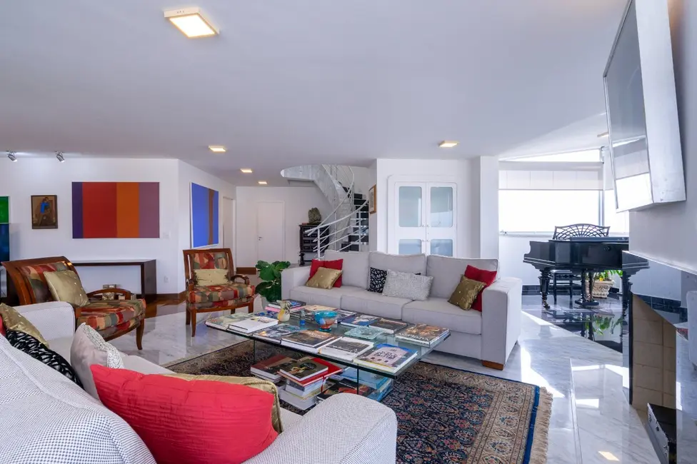 Foto 7 de Cobertura com 4 quartos à venda, 756m2 em Real Parque, São Paulo - SP