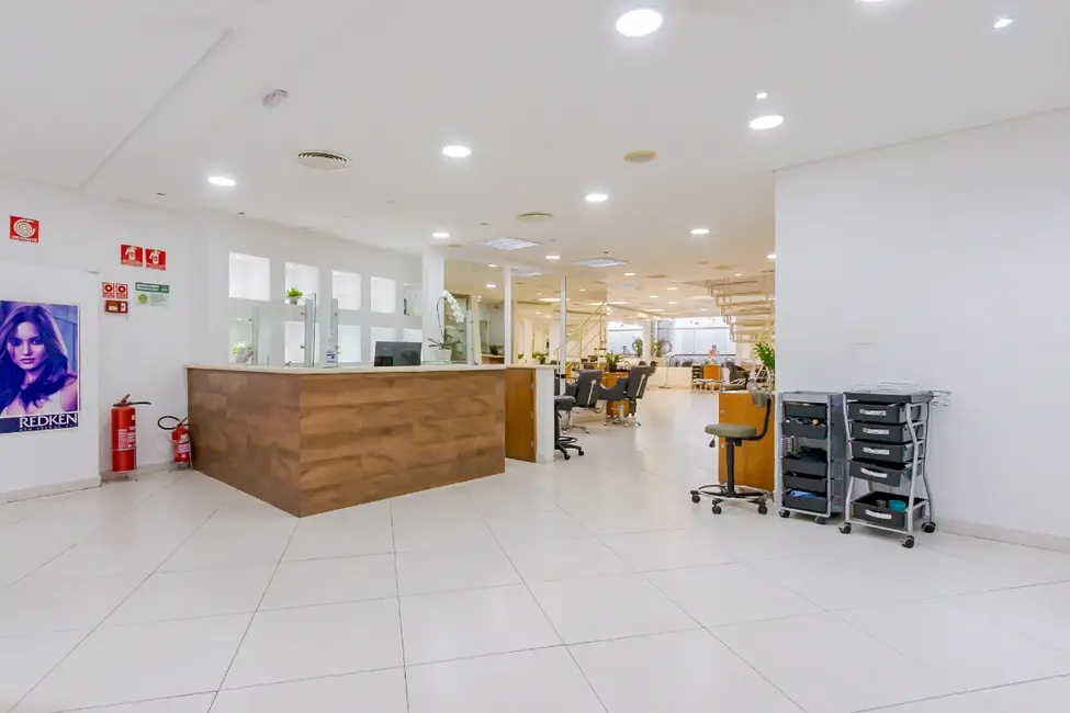 Casa à venda, 1027m2 em Higienópolis, São Paulo - SP - imagem 4 Foto 4 de Casa à venda, 1027m2 em Higienópolis, São Paulo - SP