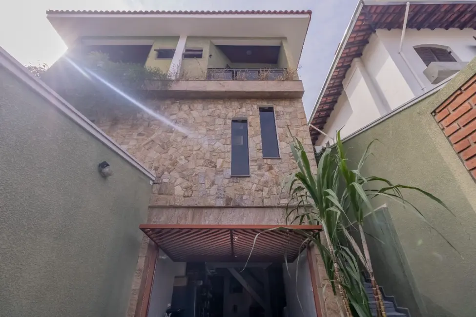 Foto 3 de Casa com 4 quartos à venda, 219m2 em Lapa, São Paulo - SP