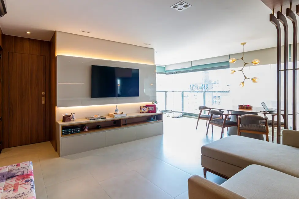 Foto 2 de Apartamento com 3 quartos à venda, 95m2 em Vila Olímpia, São Paulo - SP