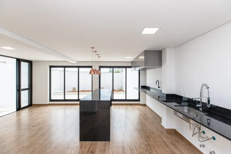 Foto 8 de Sobrado com 3 quartos à venda, 324m2 em Vila Monumento, São Paulo - SP