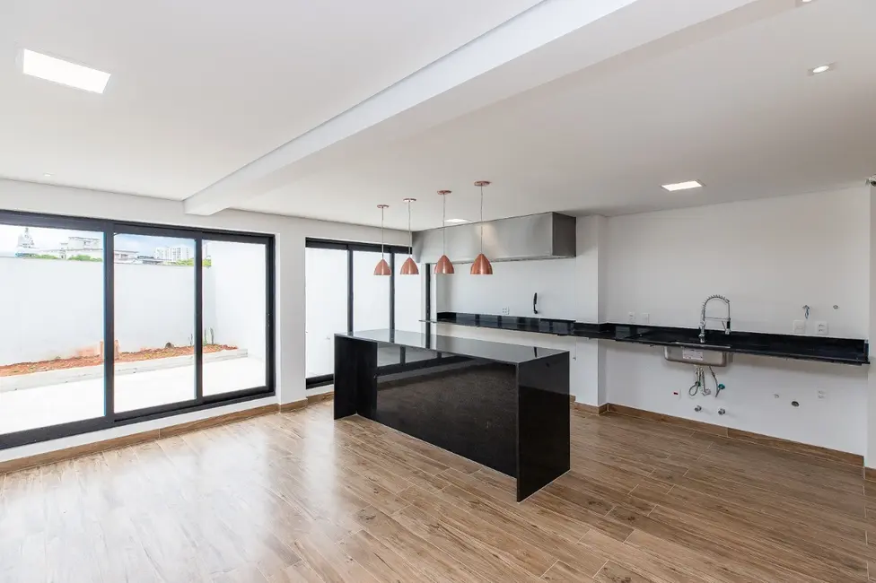 Foto 9 de Sobrado com 3 quartos à venda, 324m2 em Vila Monumento, São Paulo - SP