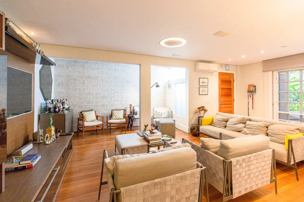 Casa de Condomínio com 3 quartos à venda, 220m2 em Vila Tramontano, São Paulo - SP - imagem 4 Foto 4 de Casa de Condomínio com 3 quartos à venda, 220m2 em Vila Tramontano, São Paulo - SP