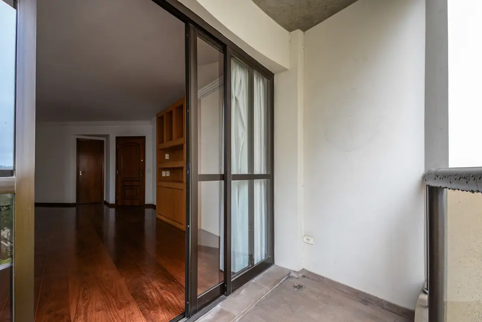 Apartamento com 3 quartos à venda, 178m2 em Campo Belo, São Paulo - SP - imagem 9 Foto 9 de Apartamento com 3 quartos à venda, 178m2 em Campo Belo, São Paulo - SP