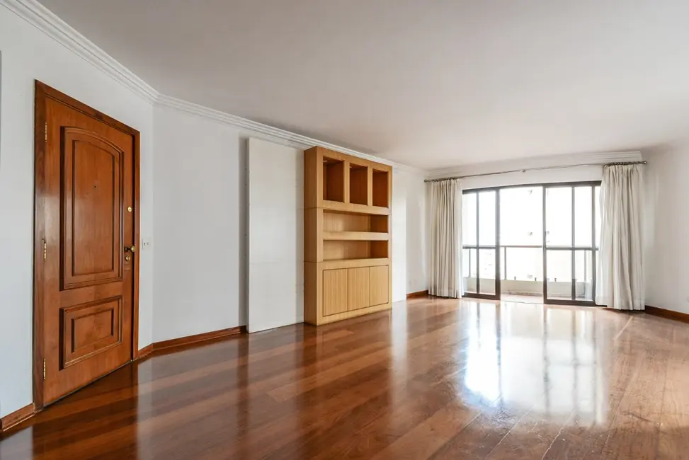 Apartamento com 3 quartos à venda, 178m2 em Campo Belo, São Paulo - SP - imagem 3 Foto 3 de Apartamento com 3 quartos à venda, 178m2 em Campo Belo, São Paulo - SP