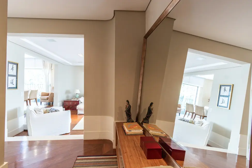 Apartamento com 3 quartos à venda, 210m2 em Brooklin Novo, São Paulo - SP - imagem 8 Foto 8 de Apartamento com 3 quartos à venda, 210m2 em Brooklin Novo, São Paulo - SP