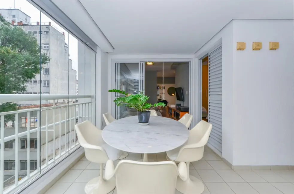 Foto 2 de Apartamento com 2 quartos à venda, 89m2 em Jardim América, São Paulo - SP