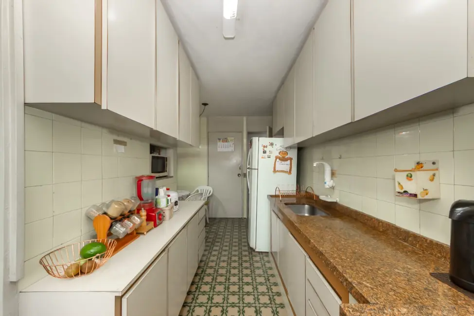 Apartamento com 3 quartos à venda, 103m2 em Vila Madalena, São Paulo - SP - imagem 8 Foto 8 de Apartamento com 3 quartos à venda, 103m2 em Vila Madalena, São Paulo - SP