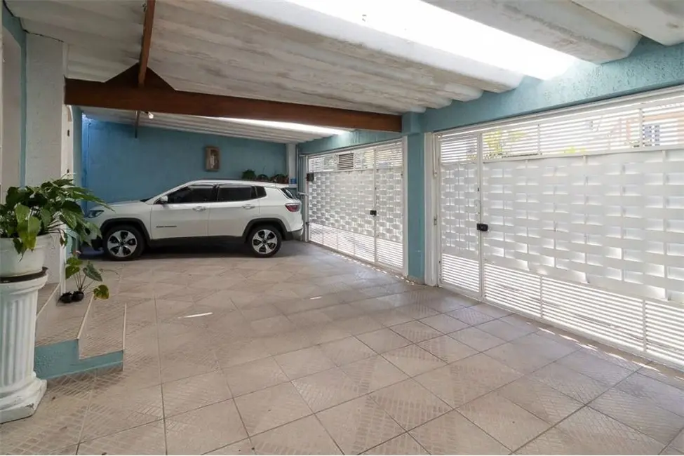 Foto 2 de Casa com 5 quartos à venda, 215m2 em Vila Romero, São Paulo - SP