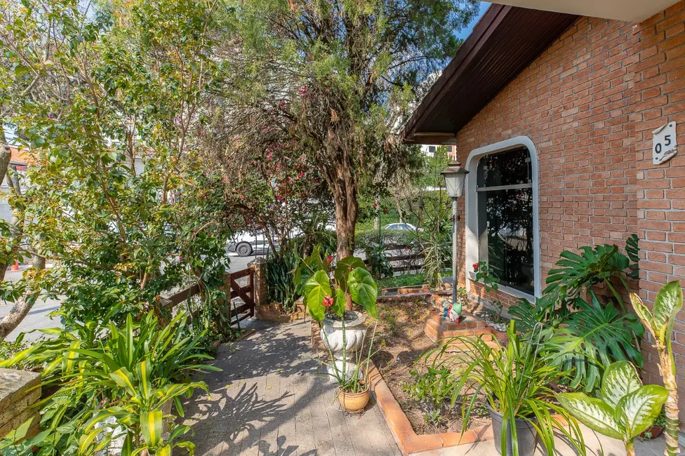 Casa com 4 quartos à venda, 265m2 em Jardim das Vertentes, São Paulo - SP - imagem 9 Foto 9 de Casa com 4 quartos à venda, 265m2 em Jardim das Vertentes, São Paulo - SP