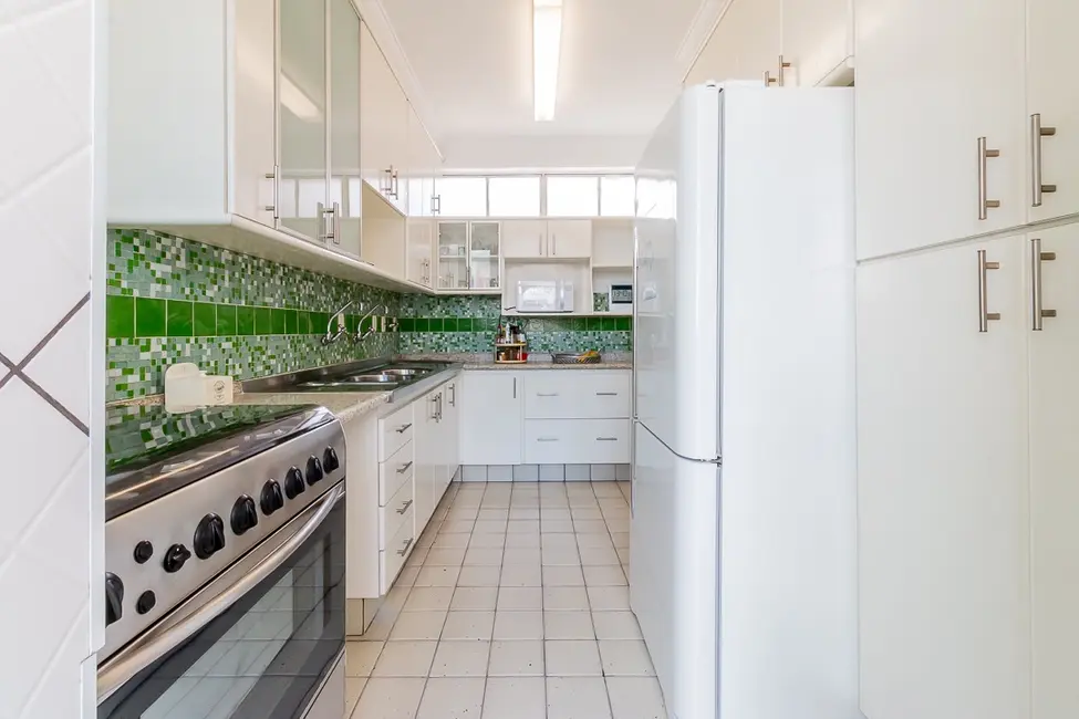 Apartamento com 3 quartos à venda, 243m2 em Santa Cecília, São Paulo - SP - imagem 4 Foto 4 de Apartamento com 3 quartos à venda, 243m2 em Santa Cecília, São Paulo - SP