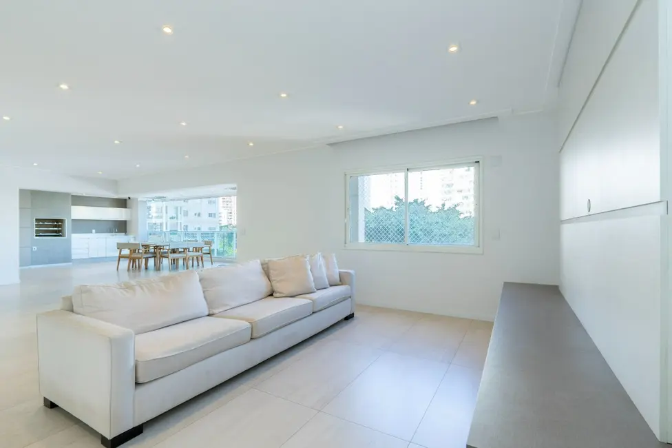 Apartamento com 3 quartos à venda, 235m2 em Vila Nova Conceição, São Paulo - SP - imagem 6 Foto 6 de Apartamento com 3 quartos à venda, 235m2 em Vila Nova Conceição, São Paulo - SP