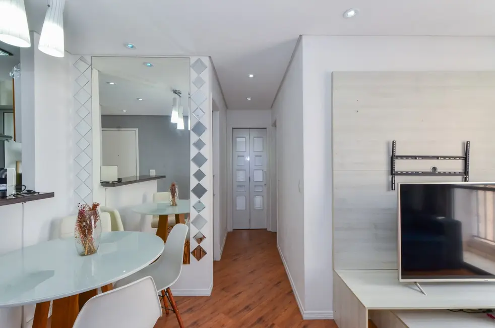 Foto 3 de Apartamento com 2 quartos à venda, 54m2 em Vila Liviero, São Paulo - SP