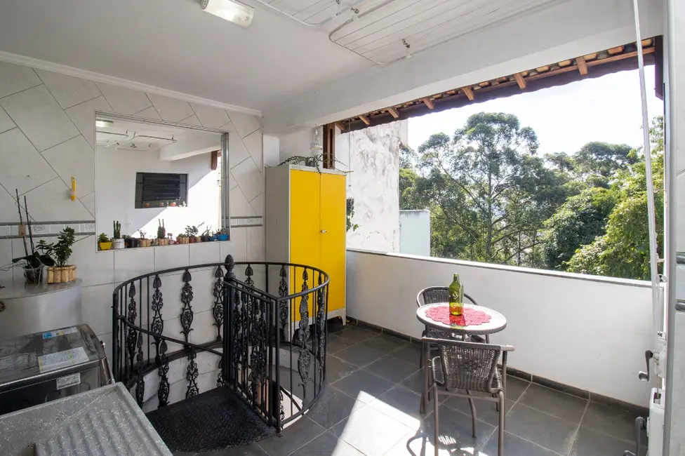 Foto 6 de Casa com 3 quartos à venda, 219m2 em Jaraguá, São Paulo - SP